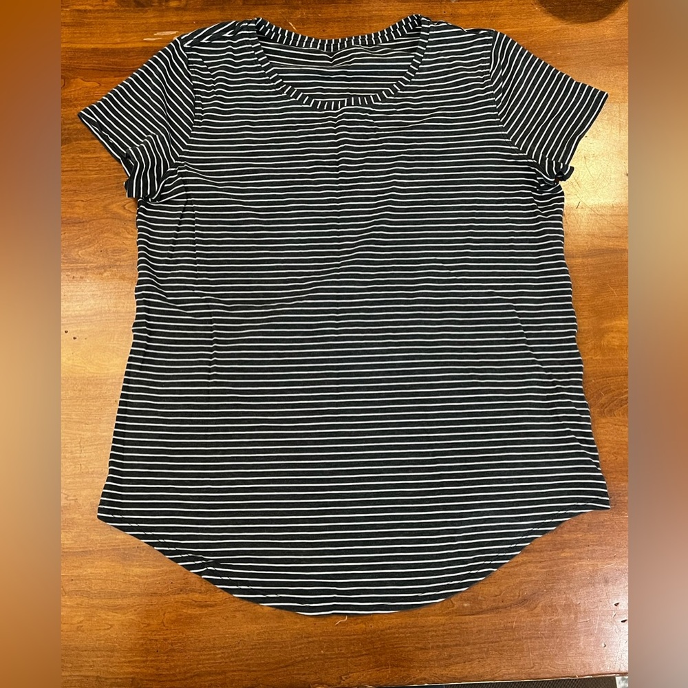 lululemon short sleeve love tee